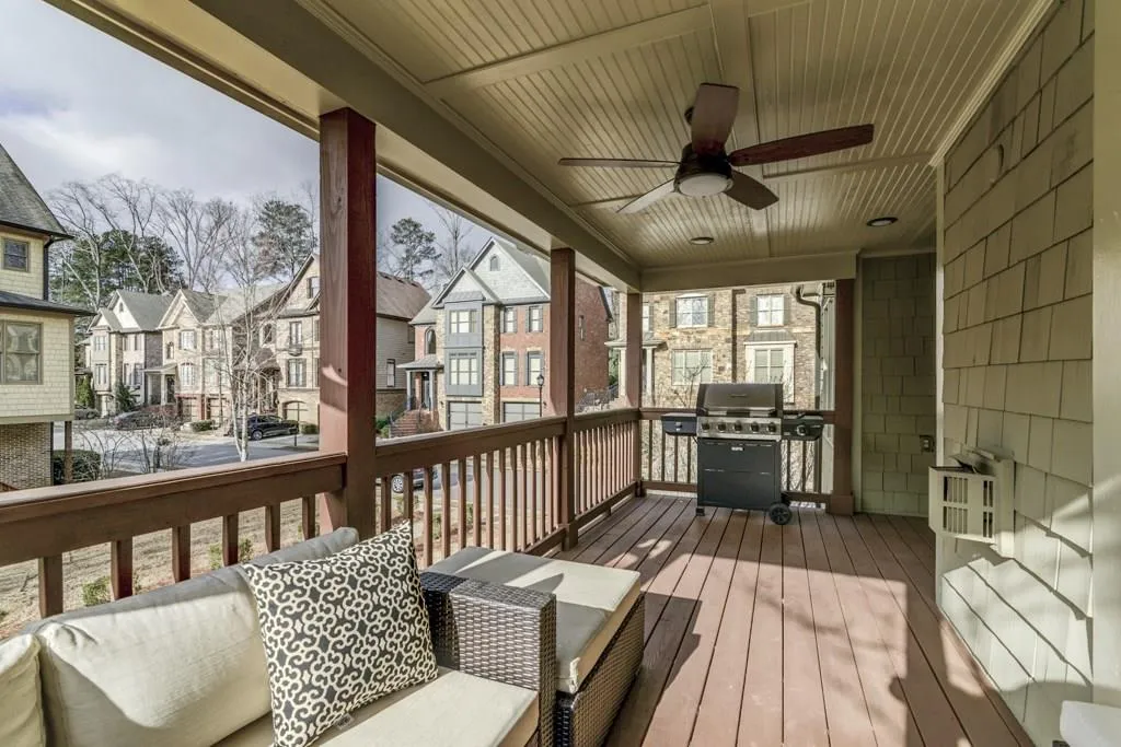 7970 Magnolia Square, Sandy Springs, Georgia 30350, 4 Bedrooms Bedrooms, ,3 BathroomsBathrooms,Residential,Sold,7970 Magnolia Square,5952078