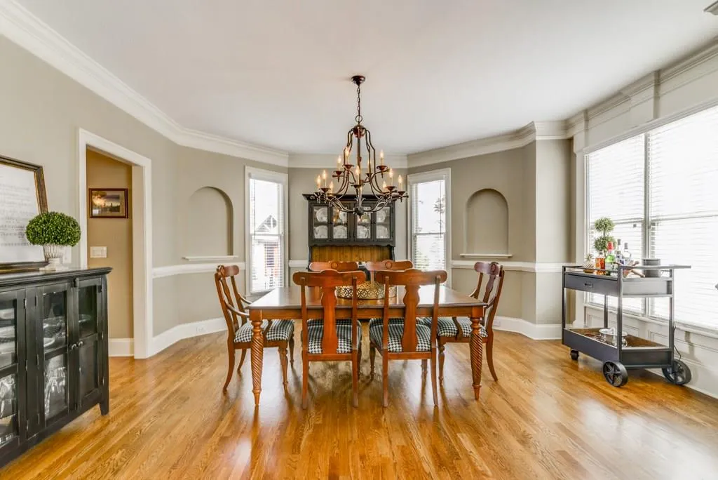 7970 Magnolia Square, Sandy Springs, Georgia 30350, 4 Bedrooms Bedrooms, ,3 BathroomsBathrooms,Residential,Sold,7970 Magnolia Square,5952078