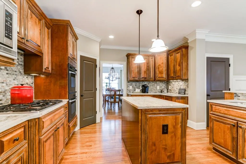 7970 Magnolia Square, Sandy Springs, Georgia 30350, 4 Bedrooms Bedrooms, ,3 BathroomsBathrooms,Residential,Sold,7970 Magnolia Square,5952078