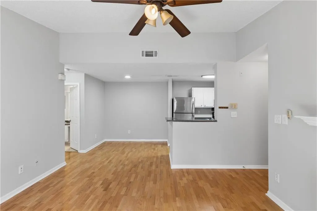 309 Granville Court, Atlanta, Georgia 30328, 1 Bedroom Bedrooms, ,1 BathroomBathrooms,Residential,For Sale,309 Granville Court,7741748