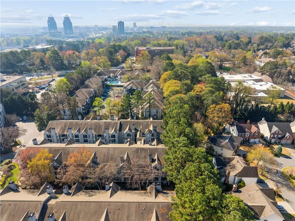 309 Granville Court, Atlanta, Georgia 30328, 1 Bedroom Bedrooms, ,1 BathroomBathrooms,Residential,For Sale,309 Granville Court,7741748