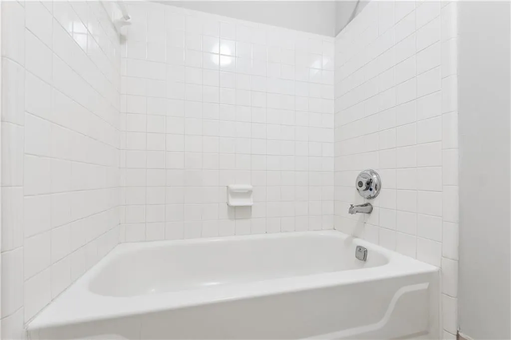 309 Granville Court, Atlanta, Georgia 30328, 1 Bedroom Bedrooms, ,1 BathroomBathrooms,Residential,For Sale,309 Granville Court,7741748