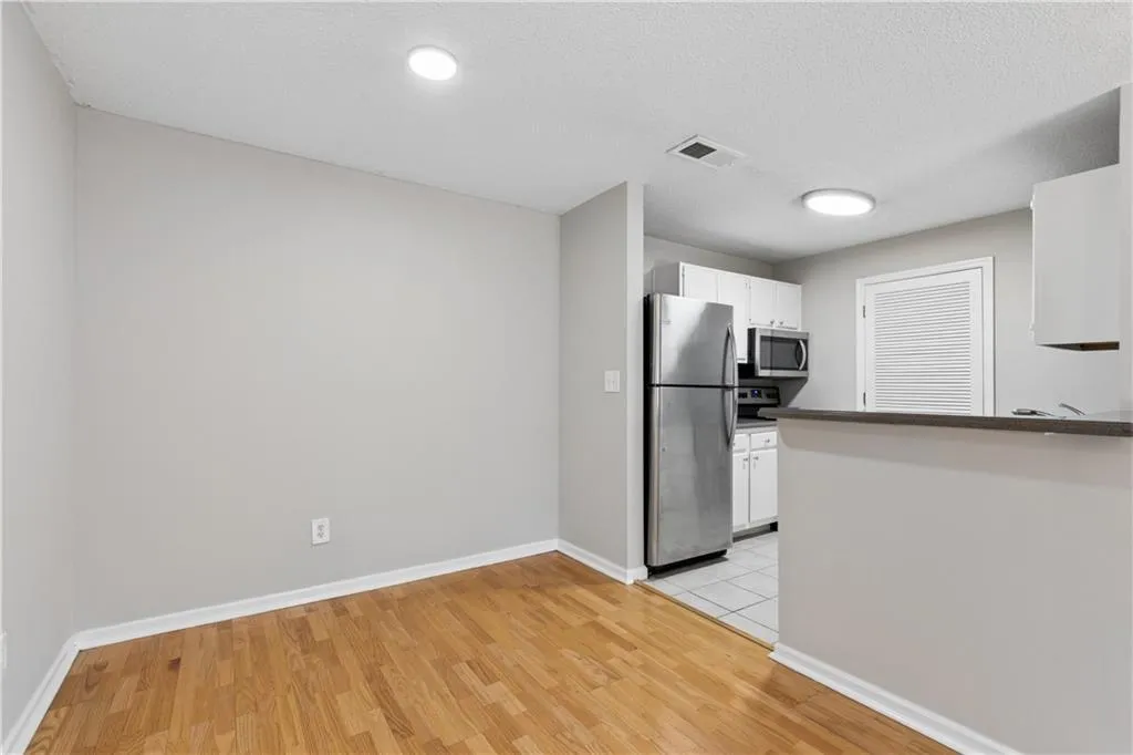 309 Granville Court, Atlanta, Georgia 30328, 1 Bedroom Bedrooms, ,1 BathroomBathrooms,Residential,For Sale,309 Granville Court,7741748