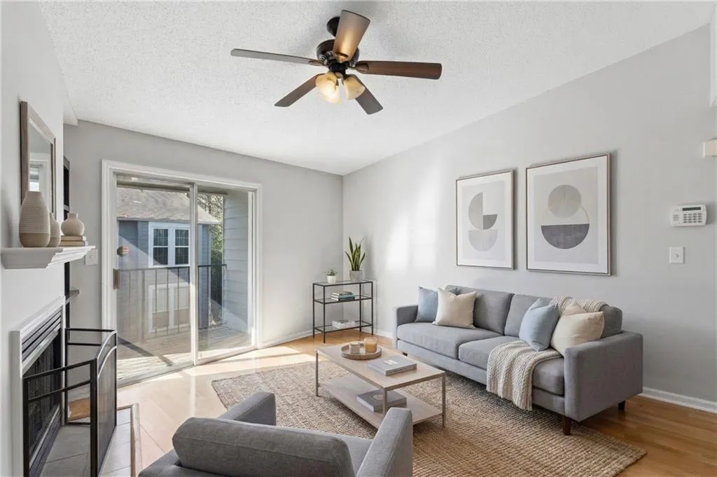 309 Granville Court, Atlanta, Georgia 30328, 1 Bedroom Bedrooms, ,1 BathroomBathrooms,Residential,For Sale,309 Granville Court,7741748