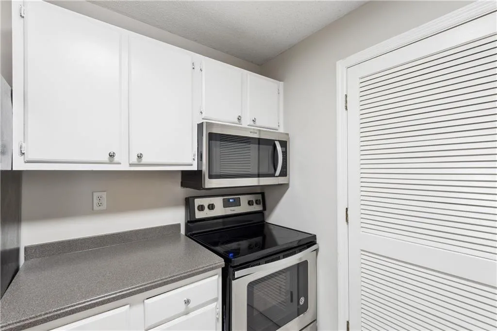 309 Granville Court, Atlanta, Georgia 30328, 1 Bedroom Bedrooms, ,1 BathroomBathrooms,Residential,For Sale,309 Granville Court,7741748