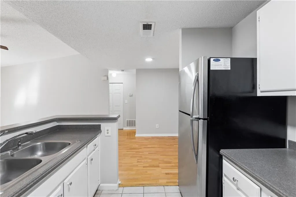 309 Granville Court, Atlanta, Georgia 30328, 1 Bedroom Bedrooms, ,1 BathroomBathrooms,Residential,For Sale,309 Granville Court,7741748