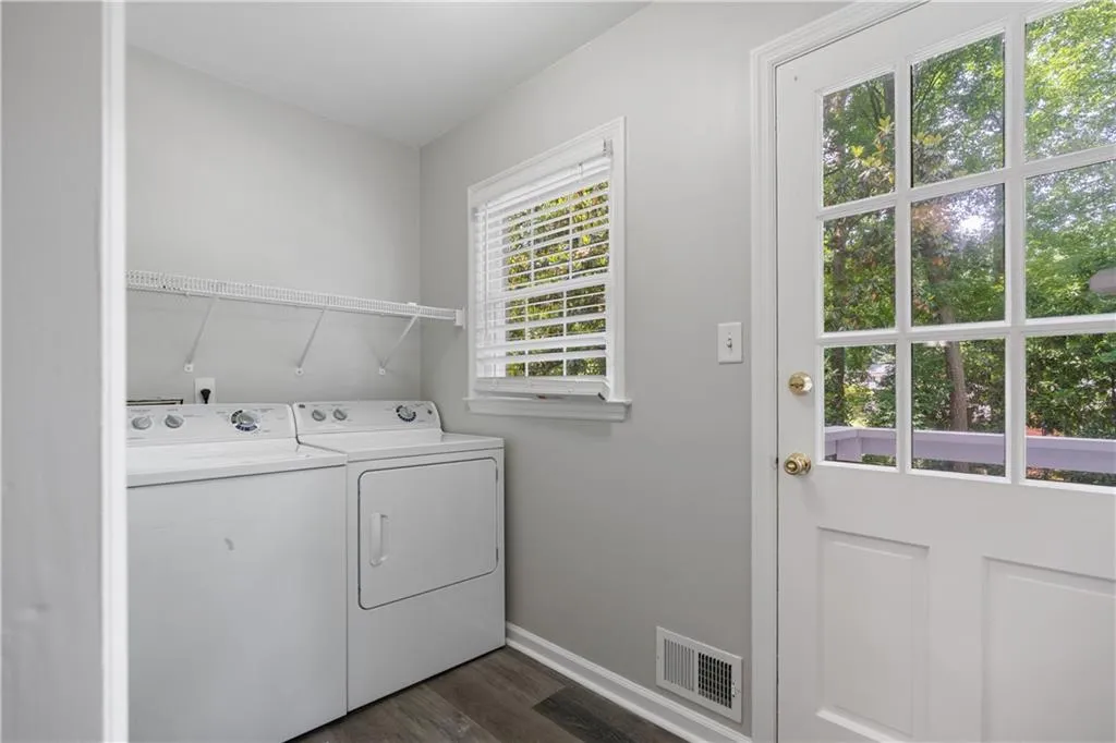 1155 Winding Creek Trail, Sandy Springs, Georgia 30328, 4 Bedrooms Bedrooms, ,3 BathroomsBathrooms,Residential,Sold,1155 Winding Creek Trail,7390657