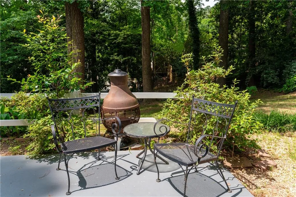 1155 Winding Creek Trail, Sandy Springs, Georgia 30328, 4 Bedrooms Bedrooms, ,3 BathroomsBathrooms,Residential,Sold,1155 Winding Creek Trail,7390657