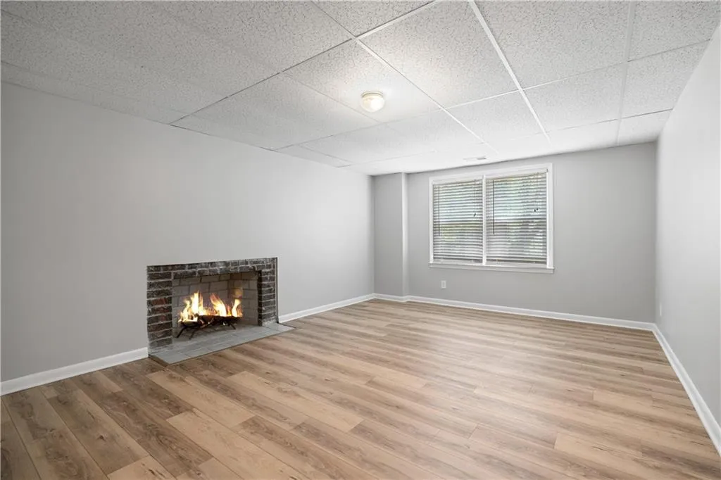 1155 Winding Creek Trail, Sandy Springs, Georgia 30328, 4 Bedrooms Bedrooms, ,3 BathroomsBathrooms,Residential,Sold,1155 Winding Creek Trail,7390657