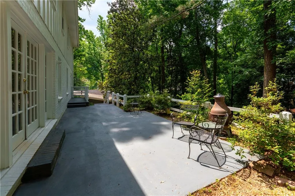 1155 Winding Creek Trail, Sandy Springs, Georgia 30328, 4 Bedrooms Bedrooms, ,3 BathroomsBathrooms,Residential,Sold,1155 Winding Creek Trail,7390657