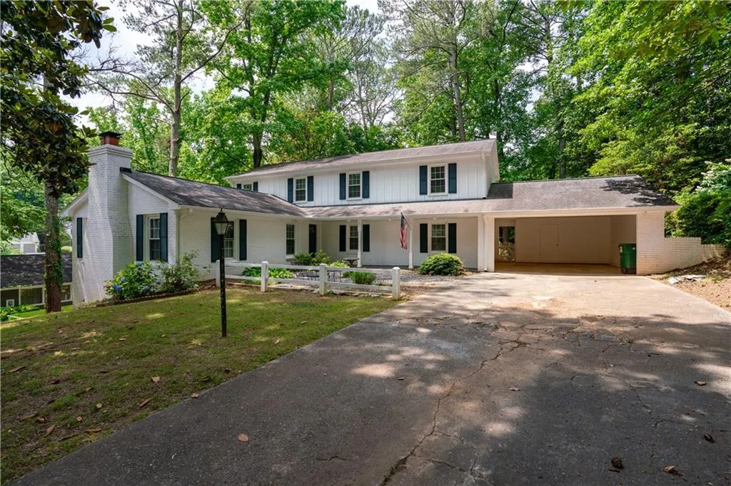 1155 Winding Creek Trail, Sandy Springs, Georgia 30328, 4 Bedrooms Bedrooms, ,3 BathroomsBathrooms,Residential,Sold,1155 Winding Creek Trail,7390657