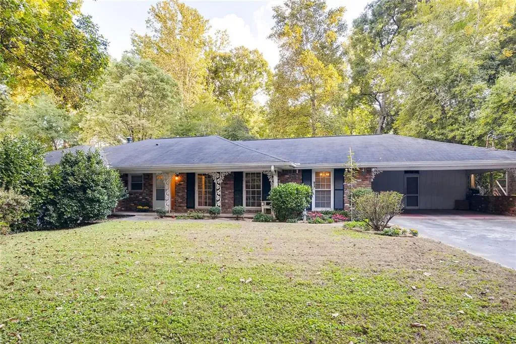 465 Franklin Road, Sandy Springs, Georgia 30342, 4 Bedrooms Bedrooms, ,3 BathroomsBathrooms,Residential,Sold,465 Franklin Road,6082462