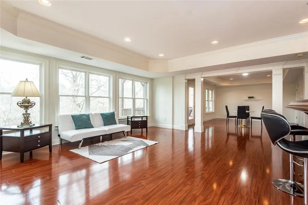 275 Trowbridge Road, Atlanta, Georgia 30350, 7 Bedrooms Bedrooms, ,5 BathroomsBathrooms,Residential,Sold,275 Trowbridge Road,6694162