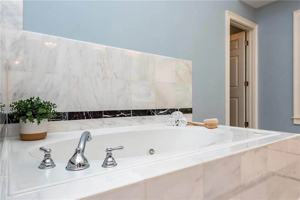 275 Trowbridge Road, Atlanta, Georgia 30350, 7 Bedrooms Bedrooms, ,5 BathroomsBathrooms,Residential,Sold,275 Trowbridge Road,6694162