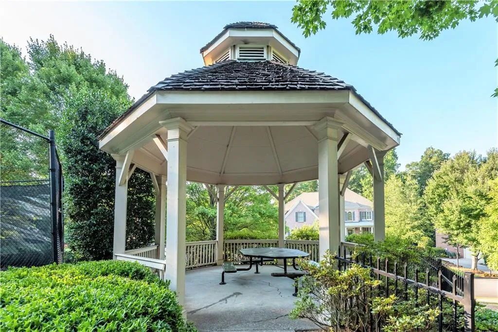 275 Trowbridge Road, Atlanta, Georgia 30350, 7 Bedrooms Bedrooms, ,5 BathroomsBathrooms,Residential,Sold,275 Trowbridge Road,6694162