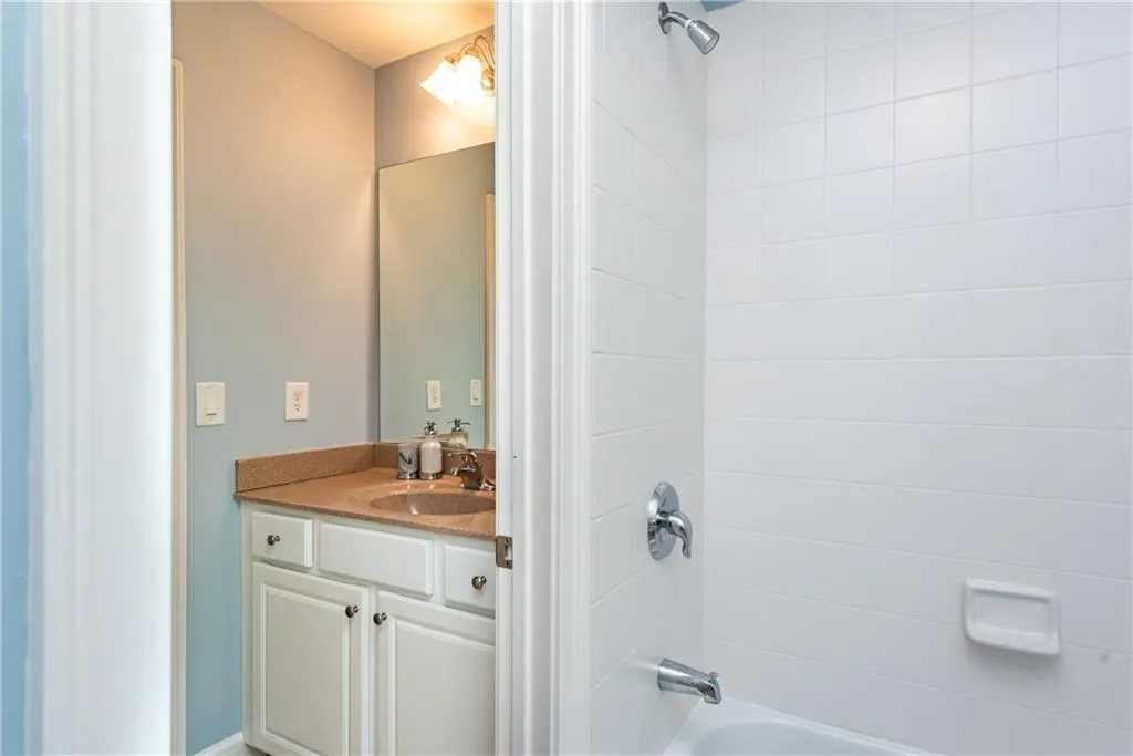 275 Trowbridge Road, Atlanta, Georgia 30350, 7 Bedrooms Bedrooms, ,5 BathroomsBathrooms,Residential,Sold,275 Trowbridge Road,6694162