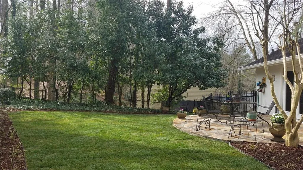 6165 Blackwater Trail, Atlanta, Georgia 30328, 4 Bedrooms Bedrooms, ,3 BathroomsBathrooms,Residential,Sold,6165 Blackwater Trail,6505963