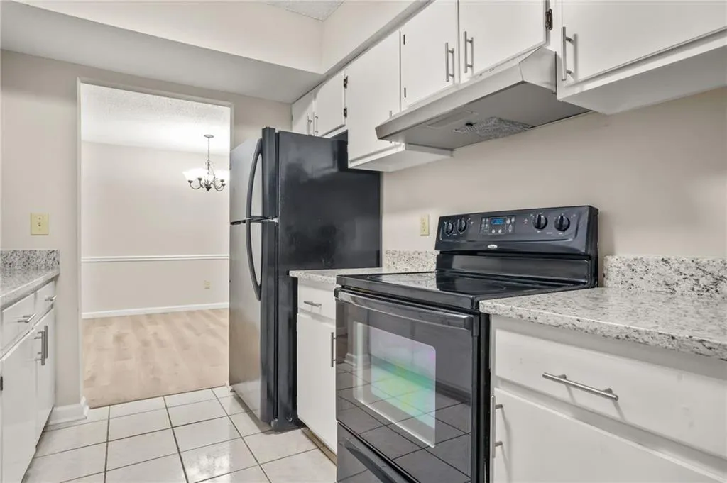 2211 Huntingdon Chase, Atlanta, Georgia 30350, 2 Bedrooms Bedrooms, ,2 BathroomsBathrooms,Residential,Sold,2211 Huntingdon Chase,7422059
