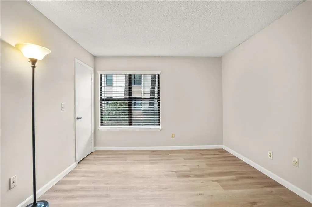 2211 Huntingdon Chase, Atlanta, Georgia 30350, 2 Bedrooms Bedrooms, ,2 BathroomsBathrooms,Residential,Sold,2211 Huntingdon Chase,7422059