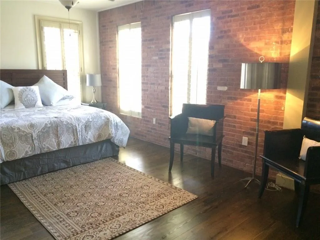 5512 Glenridge Drive Unit O, Atlanta, Georgia 30342, 3 Bedrooms Bedrooms, ,3 BathroomsBathrooms,Residential,Sold,5512 Glenridge Drive Unit O,6011072