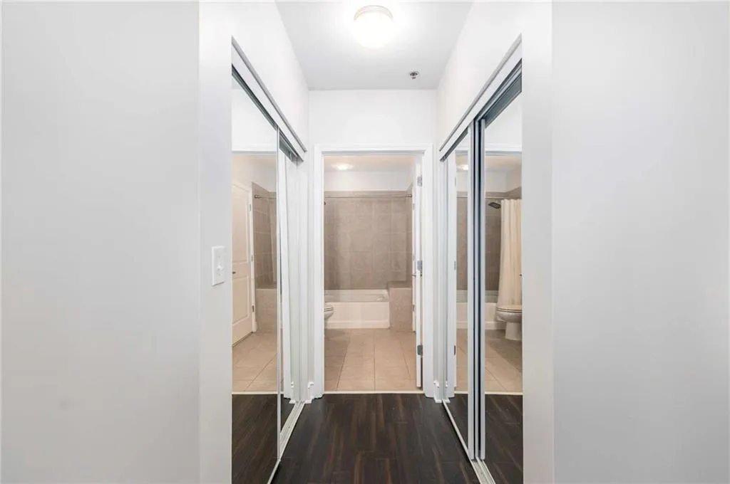 950 W Peachtree Street Nw Unit 802, Atlanta, Georgia 30309, 1 Bedroom Bedrooms, ,1 BathroomBathrooms,Residential,For Sale,950 W Peachtree Street Nw Unit 802,7628281