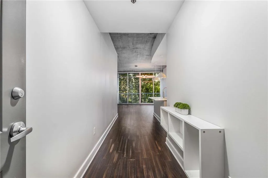 950 W Peachtree Street Nw Unit 802, Atlanta, Georgia 30309, 1 Bedroom Bedrooms, ,1 BathroomBathrooms,Residential,For Sale,950 W Peachtree Street Nw Unit 802,7628281