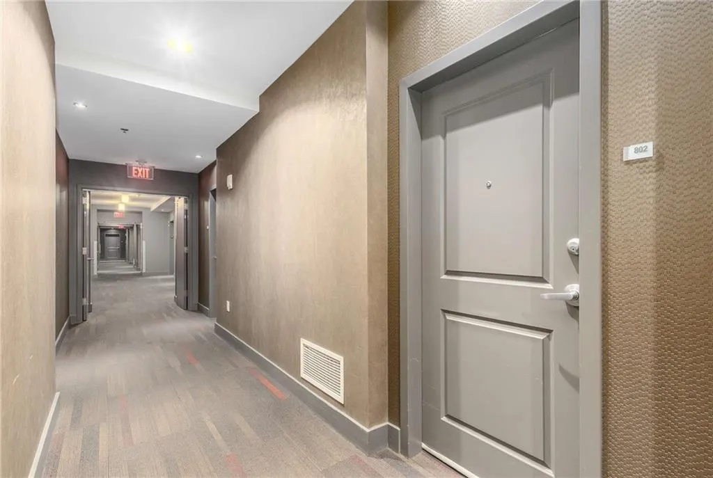 950 W Peachtree Street Nw Unit 802, Atlanta, Georgia 30309, 1 Bedroom Bedrooms, ,1 BathroomBathrooms,Residential,For Sale,950 W Peachtree Street Nw Unit 802,7628281