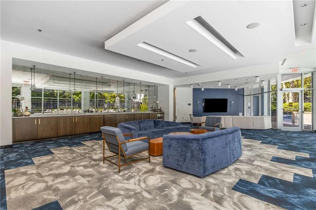 950 W Peachtree Street Nw Unit 802, Atlanta, Georgia 30309, 1 Bedroom Bedrooms, ,1 BathroomBathrooms,Residential,For Sale,950 W Peachtree Street Nw Unit 802,7628281