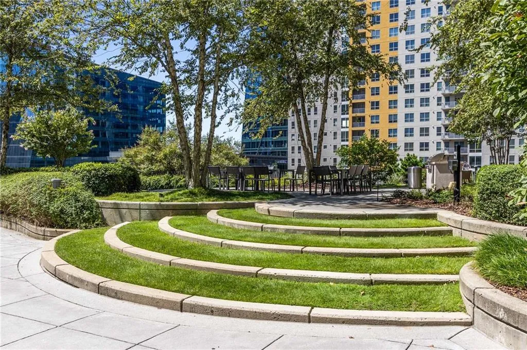950 W Peachtree Street Nw Unit 802, Atlanta, Georgia 30309, 1 Bedroom Bedrooms, ,1 BathroomBathrooms,Residential,For Sale,950 W Peachtree Street Nw Unit 802,7628281