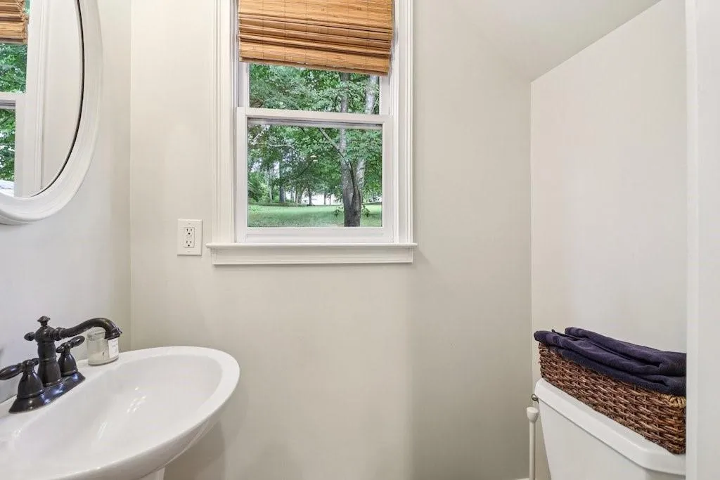 1160 Foster Place Nw, Atlanta, Georgia 30318, 3 Bedrooms Bedrooms, ,2 BathroomsBathrooms,Residential,For Sale,1160 Foster Place Nw,7592317