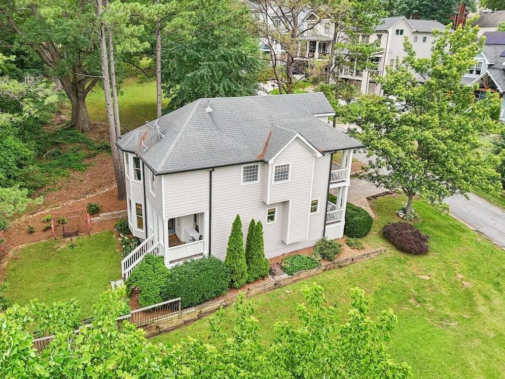 1160 Foster Place Nw, Atlanta, Georgia 30318, 3 Bedrooms Bedrooms, ,2 BathroomsBathrooms,Residential,For Sale,1160 Foster Place Nw,7592317