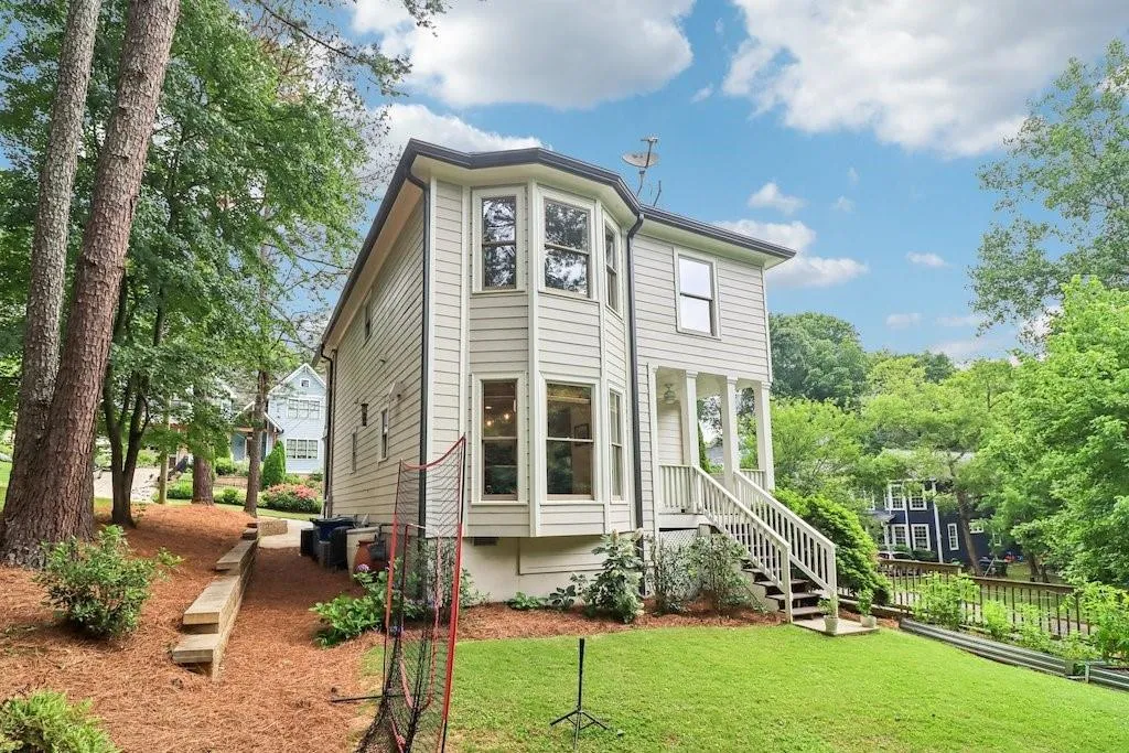 1160 Foster Place Nw, Atlanta, Georgia 30318, 3 Bedrooms Bedrooms, ,2 BathroomsBathrooms,Residential,For Sale,1160 Foster Place Nw,7592317