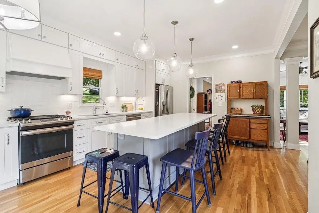 1160 Foster Place Nw, Atlanta, Georgia 30318, 3 Bedrooms Bedrooms, ,2 BathroomsBathrooms,Residential,For Sale,1160 Foster Place Nw,7592317