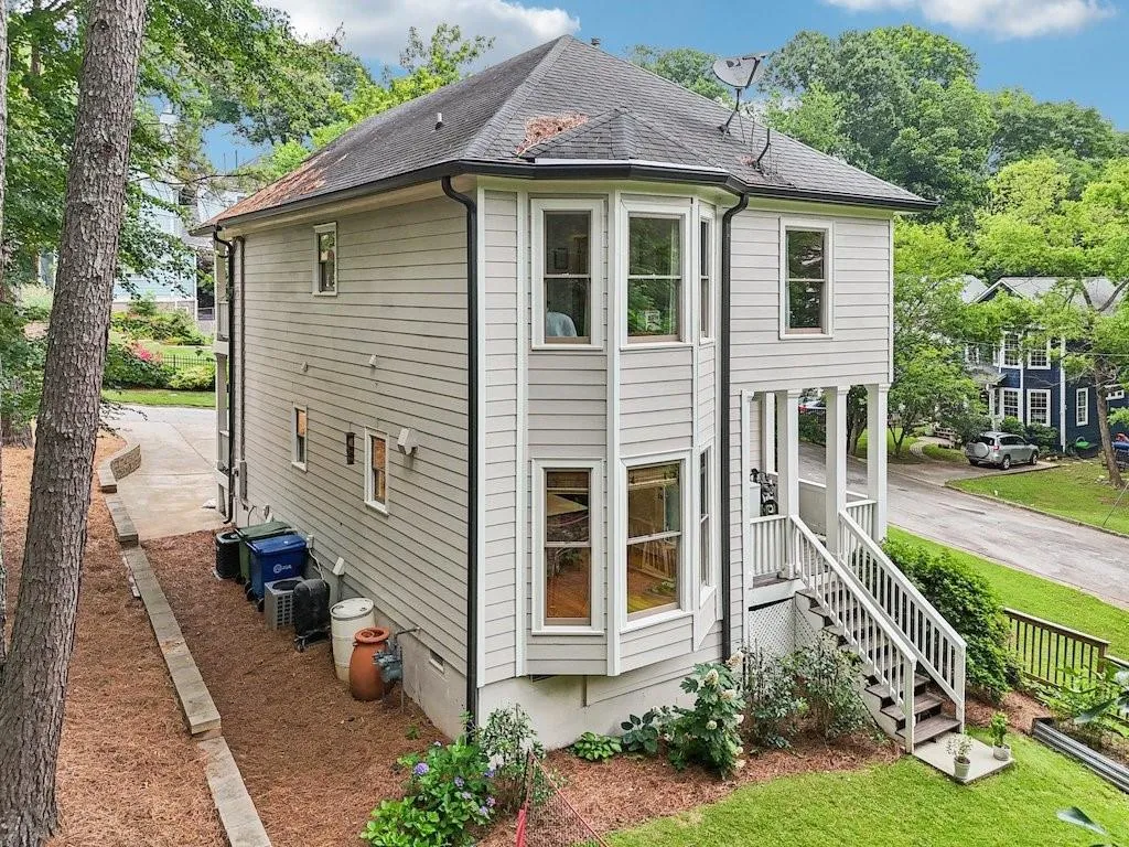 1160 Foster Place Nw, Atlanta, Georgia 30318, 3 Bedrooms Bedrooms, ,2 BathroomsBathrooms,Residential,For Sale,1160 Foster Place Nw,7592317