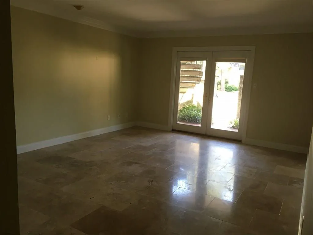 5400 Roswell Road Unit B4, Atlanta, Georgia 30342, 1 Bedroom Bedrooms, ,1 BathroomBathrooms,Residential,Sold,5400 Roswell Road Unit B4,5692821