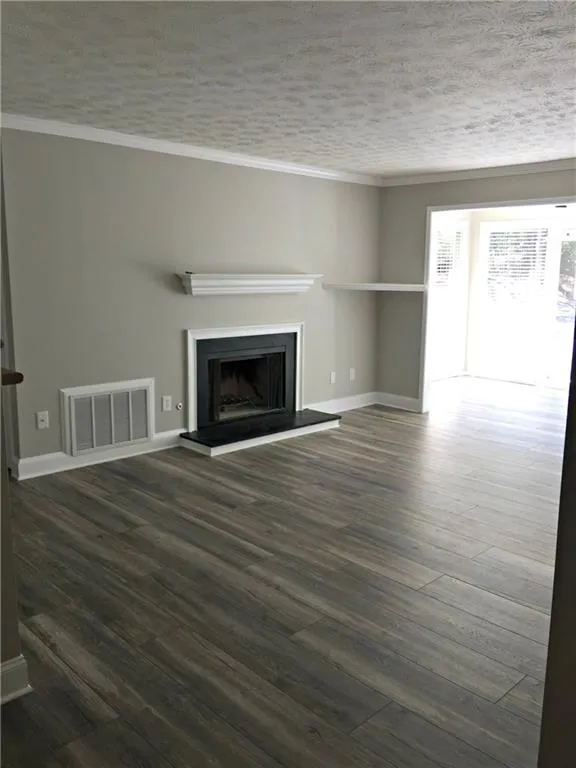 605 Natchez Trace, Atlanta, Georgia 30350, 2 Bedrooms Bedrooms, ,2 BathroomsBathrooms,Residential,Sold,605 Natchez Trace,5759717