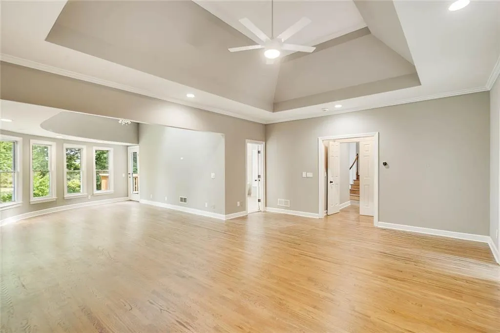 160 Grogans Landing, Atlanta, Georgia 30350, 5 Bedrooms Bedrooms, ,5 BathroomsBathrooms,Residential,For Sale,160 Grogans Landing,7727318