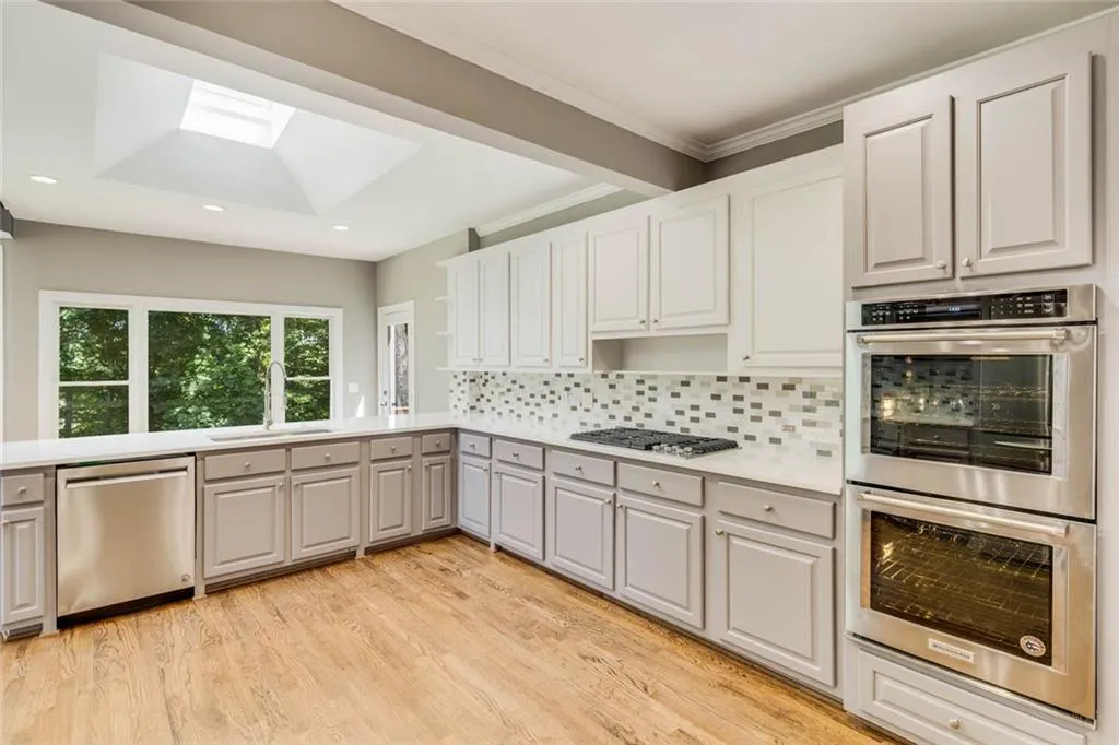 160 Grogans Landing, Atlanta, Georgia 30350, 5 Bedrooms Bedrooms, ,5 BathroomsBathrooms,Residential,For Sale,160 Grogans Landing,7727318