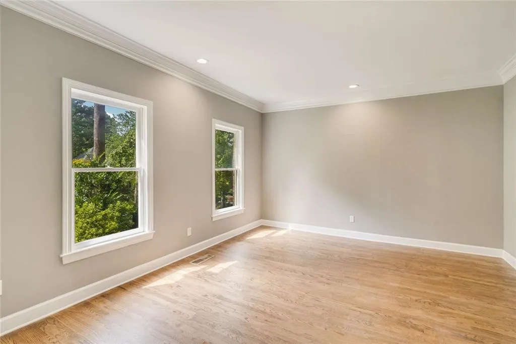 160 Grogans Landing, Atlanta, Georgia 30350, 5 Bedrooms Bedrooms, ,5 BathroomsBathrooms,Residential,For Sale,160 Grogans Landing,7727318