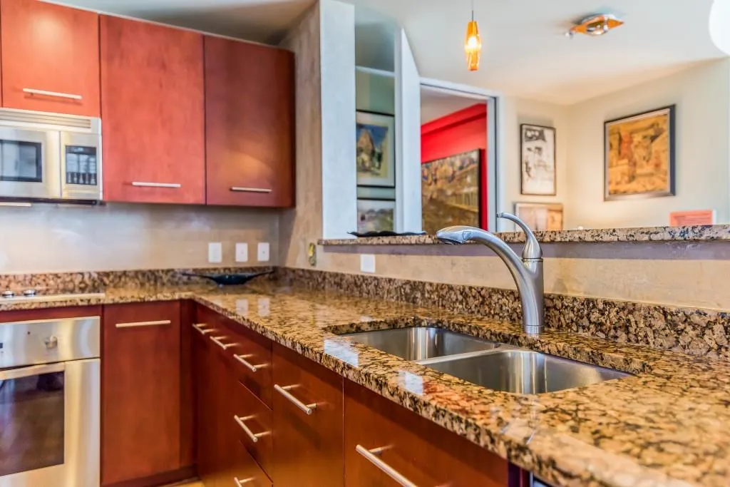 20 10th Street Unit 2105, Atlanta, Georgia 30309, 2 Bedrooms Bedrooms, ,2 BathroomsBathrooms,Residential,Sold,20 10th Street Unit 2105,5836635