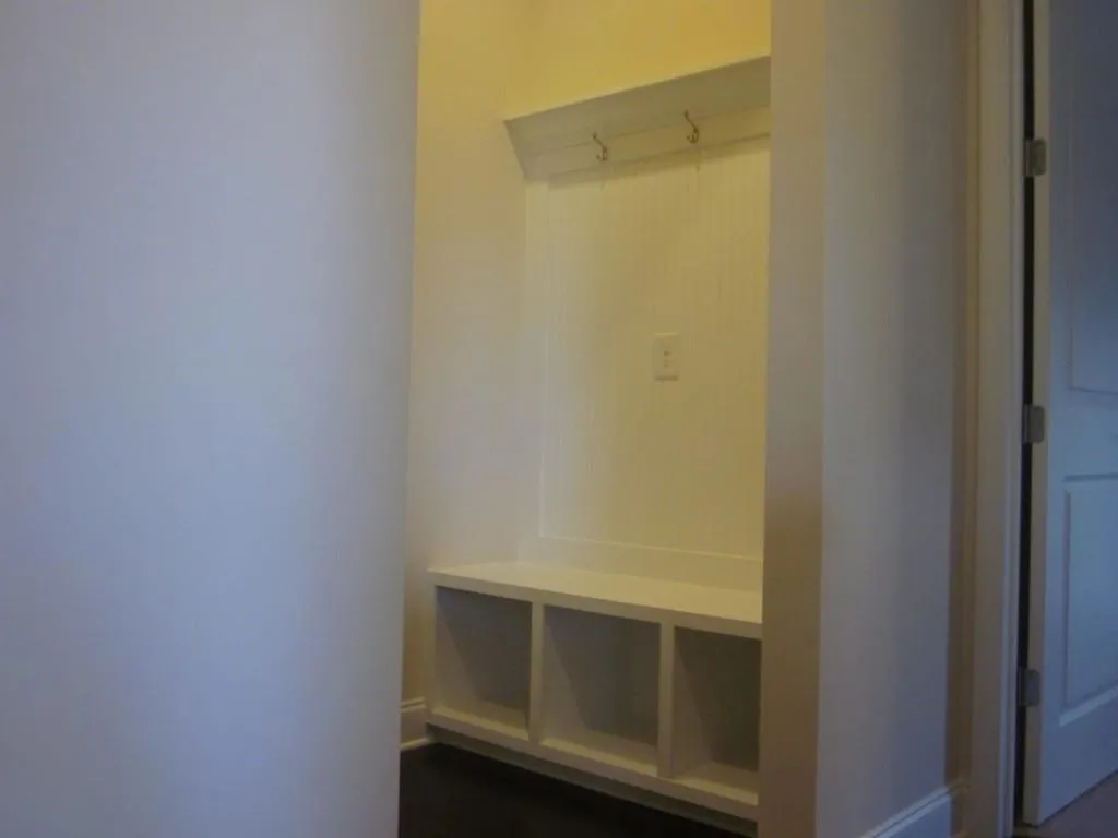 131 Austin Drive, Sandy Springs, Georgia 30328, 5 Bedrooms Bedrooms, ,4 BathroomsBathrooms,Residential,Sold,131 Austin Drive,5587102