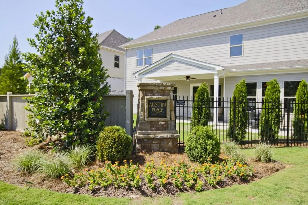 131 Austin Drive, Sandy Springs, Georgia 30328, 5 Bedrooms Bedrooms, ,4 BathroomsBathrooms,Residential,Sold,131 Austin Drive,5587102