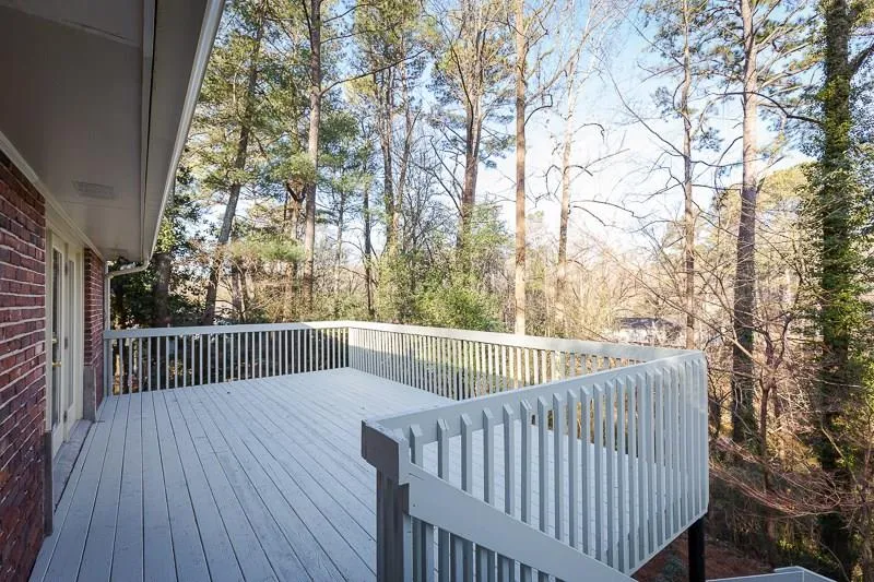 800 Starlight Drive, Atlanta, Georgia 30342, 4 Bedrooms Bedrooms, ,3 BathroomsBathrooms,Residential,Sold,800 Starlight Drive,5958437
