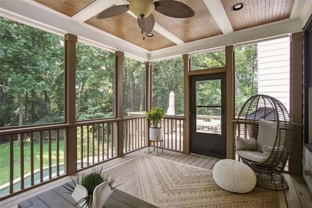 525 Forest Hills Drive, Atlanta, Georgia 30342, 6 Bedrooms Bedrooms, ,5 BathroomsBathrooms,Residential,For Sale,525 Forest Hills Drive,7663912