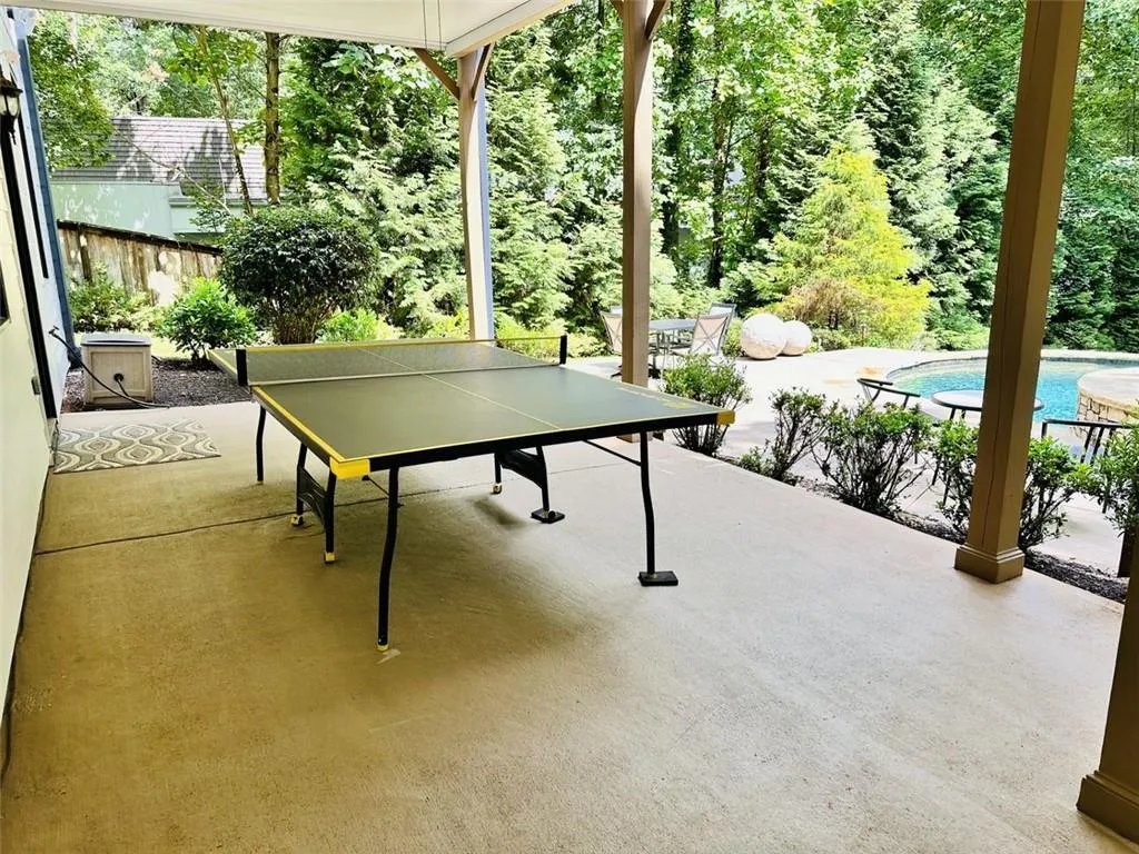 525 Forest Hills Drive, Atlanta, Georgia 30342, 6 Bedrooms Bedrooms, ,5 BathroomsBathrooms,Residential,For Sale,525 Forest Hills Drive,7663912