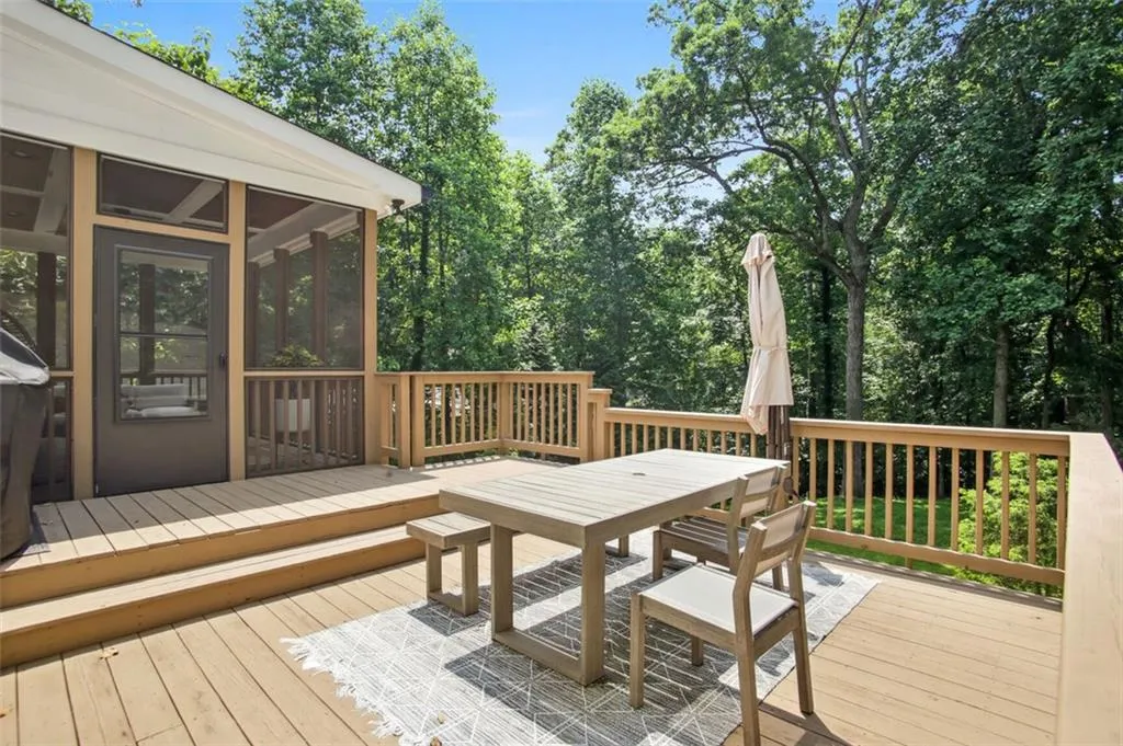 525 Forest Hills Drive, Atlanta, Georgia 30342, 6 Bedrooms Bedrooms, ,5 BathroomsBathrooms,Residential,For Sale,525 Forest Hills Drive,7663912