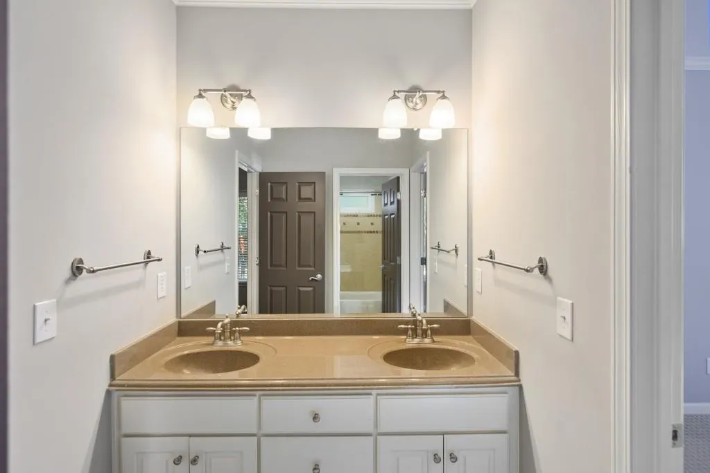 6317 Cotswold Lane, Atlanta, Georgia 30328, 4 Bedrooms Bedrooms, ,3 BathroomsBathrooms,Residential,Sold,6317 Cotswold Lane,6794148