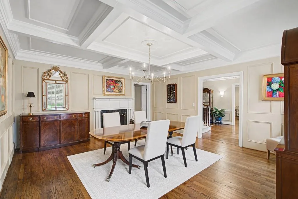 8 River Park Drive, Atlanta, Georgia 30328, 7 Bedrooms Bedrooms, ,5 BathroomsBathrooms,Residential,For Sale,8 River Park Drive,7716495