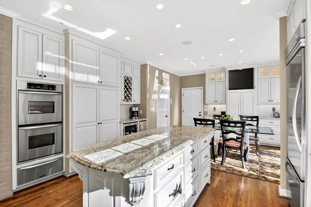 8 River Park Drive, Atlanta, Georgia 30328, 7 Bedrooms Bedrooms, ,5 BathroomsBathrooms,Residential,For Sale,8 River Park Drive,7716495