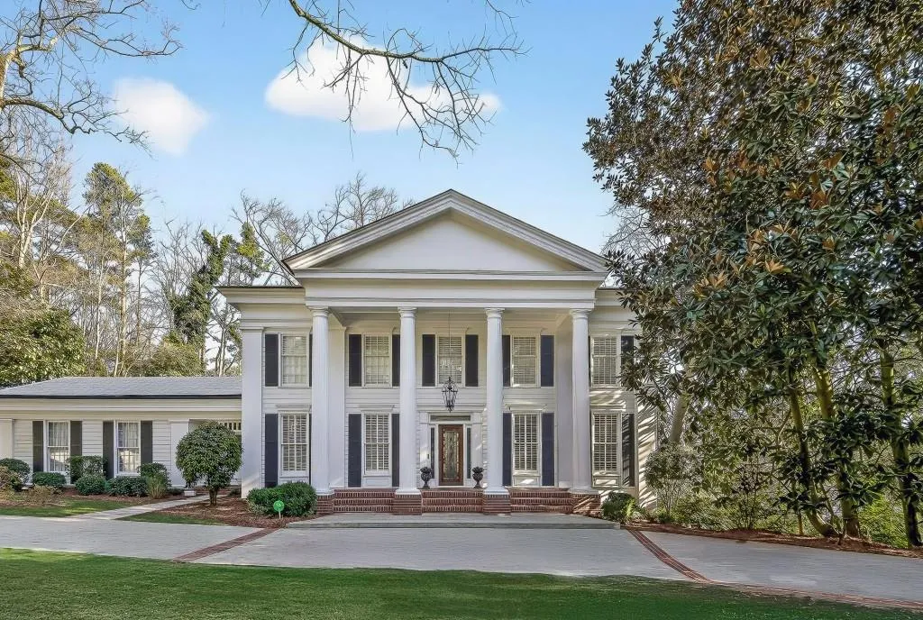 8 River Park Drive, Atlanta, Georgia 30328, 7 Bedrooms Bedrooms, ,5 BathroomsBathrooms,Residential,For Sale,8 River Park Drive,7716495